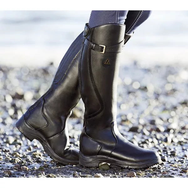 Damen-Kniestiefel – mit Schnallenriemen und Robuster Sohle
