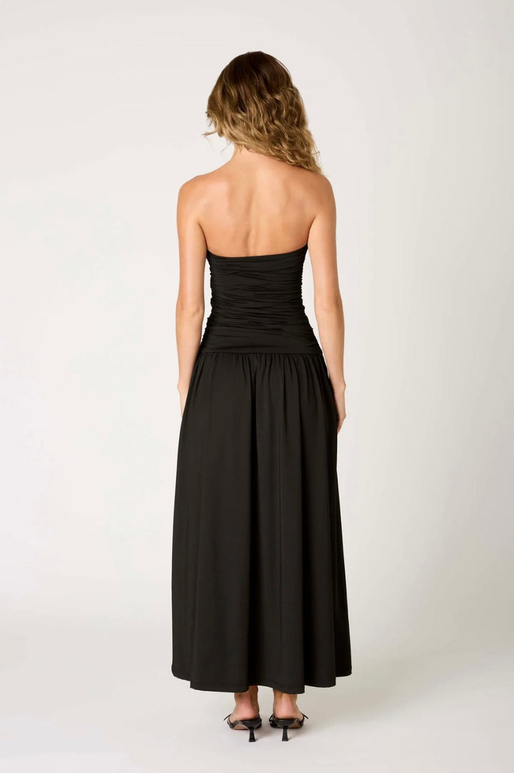 Damen Abendkleid Schulterfrei Mit Raffung Am Oberteil Bodenlang