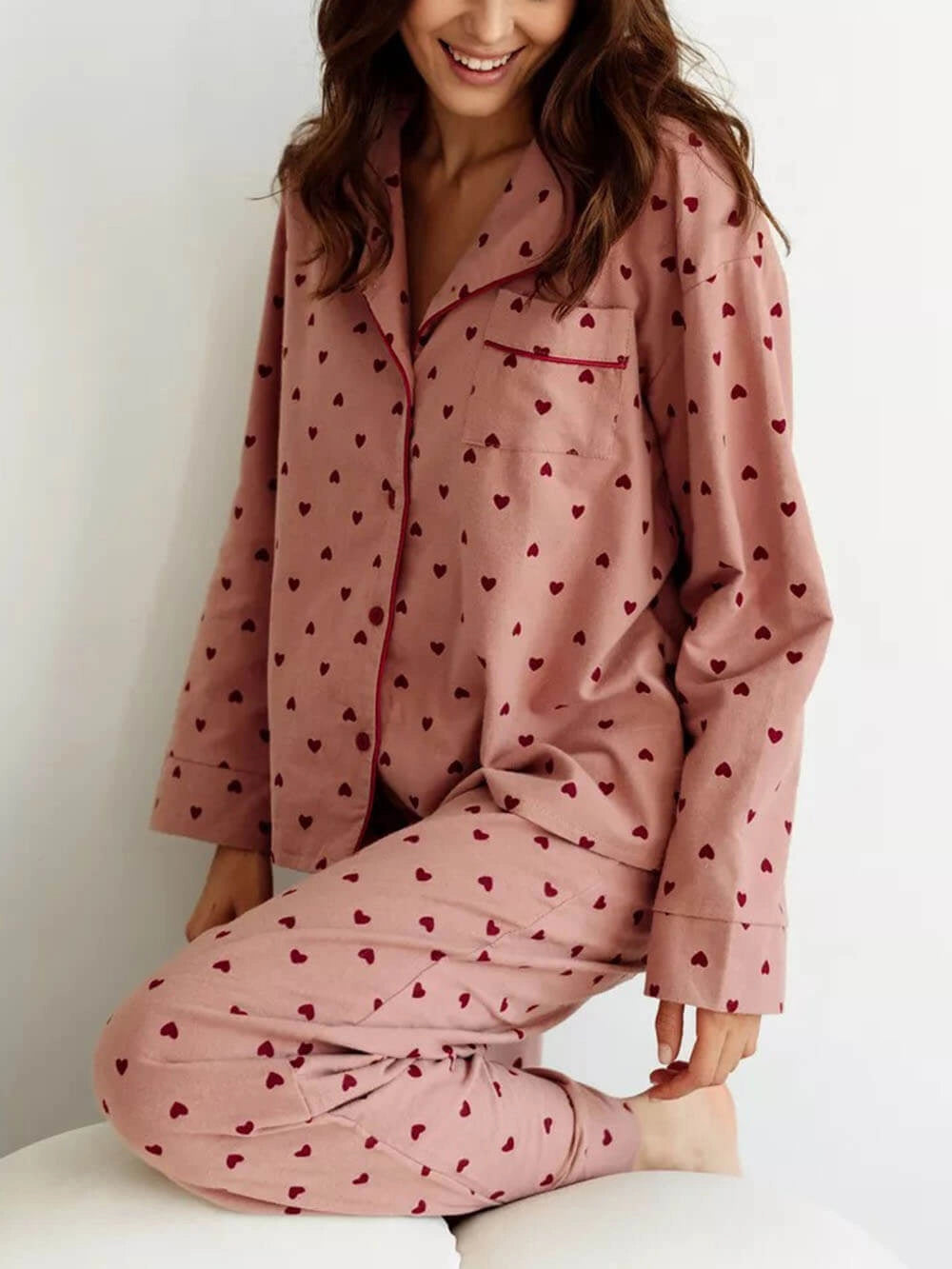 Damen Pyjama-Set Herzprint – Paspelierung & Klassischer Schnitt