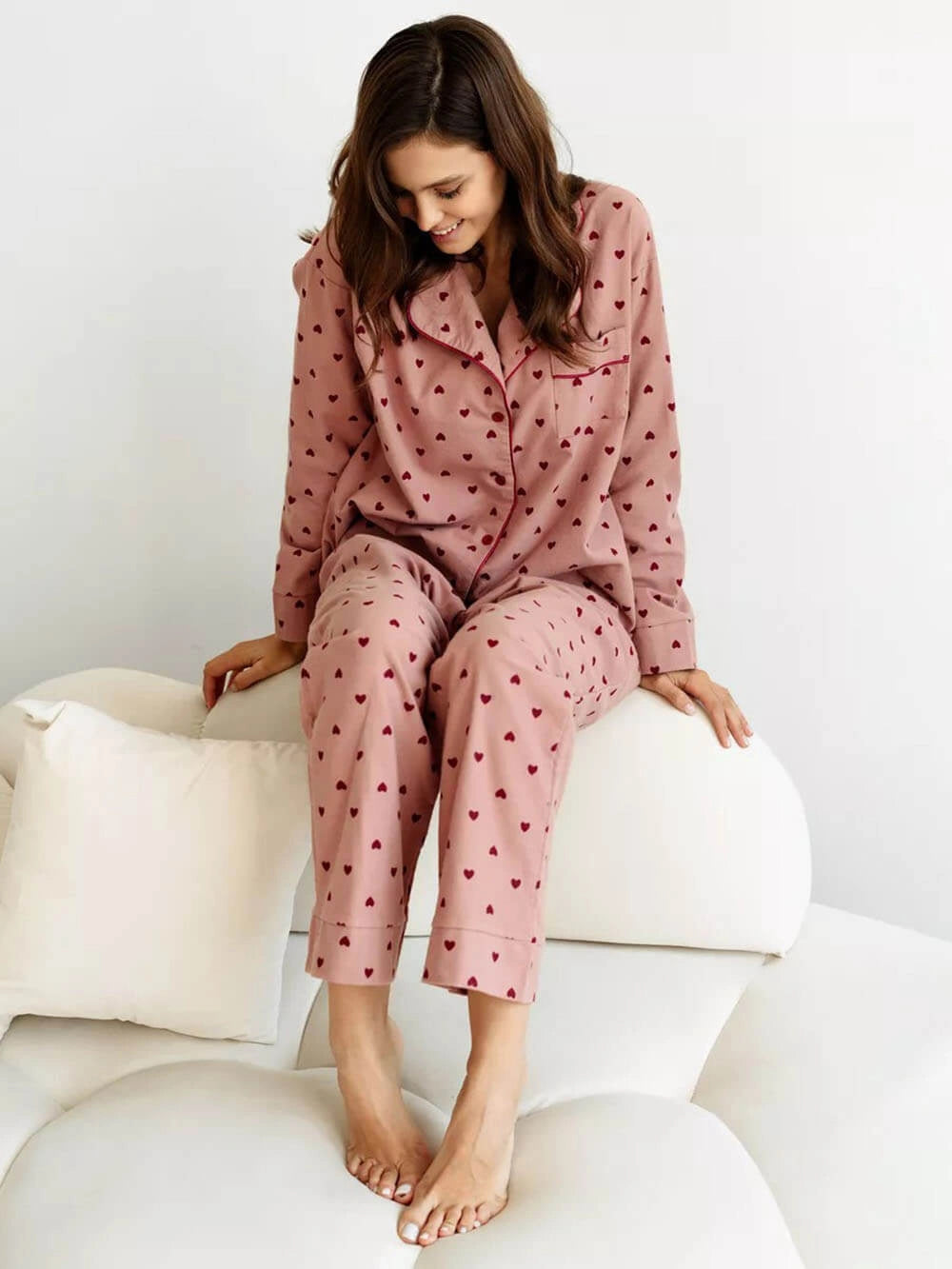 Damen Pyjama-Set Herzprint – Paspelierung & Klassischer Schnitt