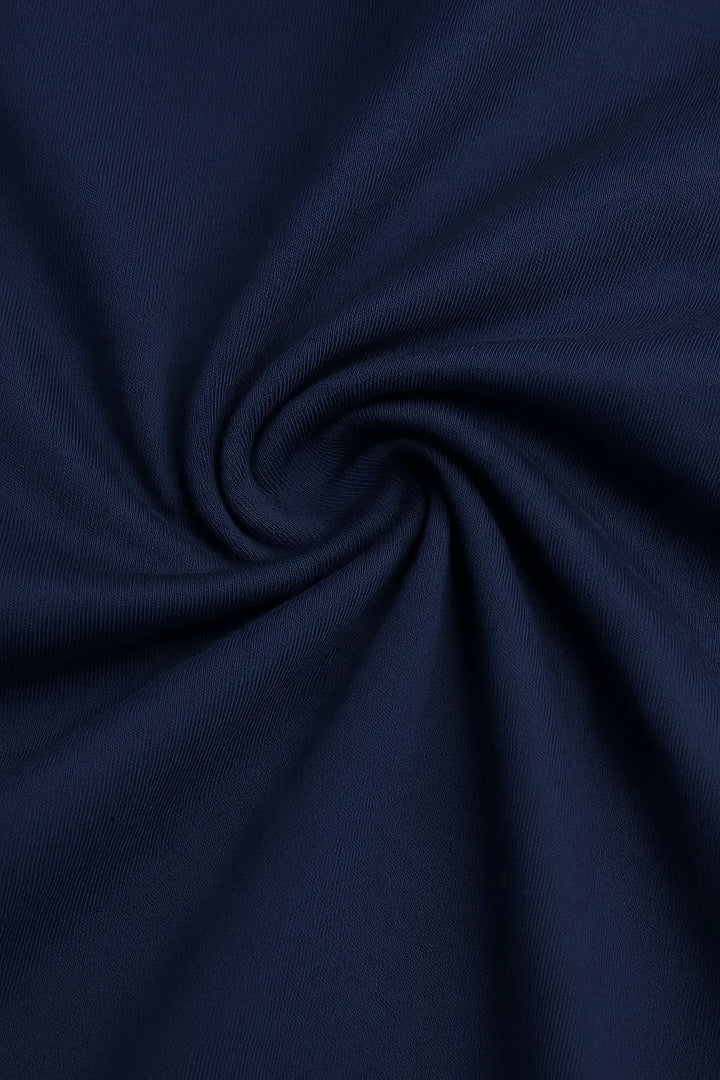 Herren Slim Fit T-Shirt in Marineblau für Modebewusste Männer mit Bequemer Passform und Stilvollem Design