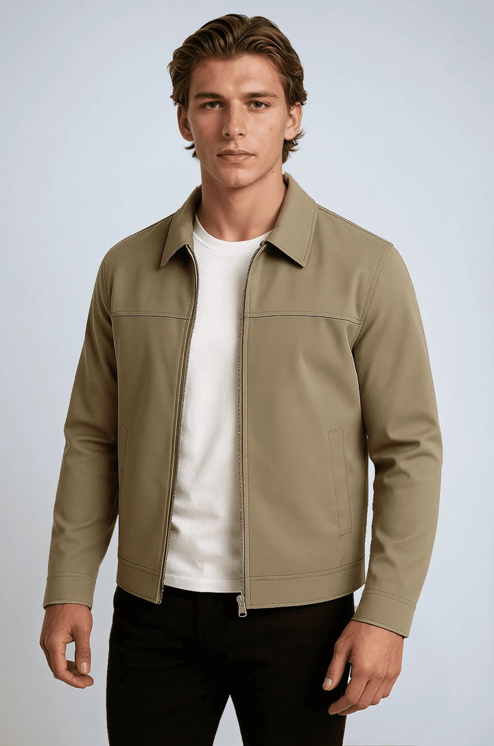 Khakifarbene Freizeitjacke Mit Klassischem Kragen Und Weichem Karierter Innenfutter Für Herren Und Damen Ideale Jacke Für Wechselhaftes Wetter