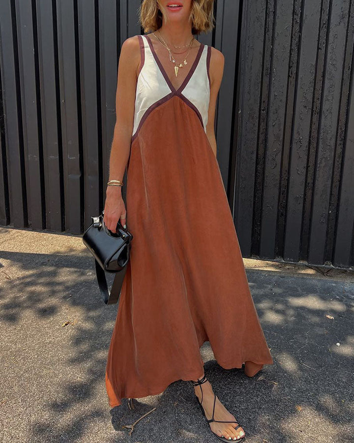 Damen-Maxikleid – Kontrastfarben, V-Ausschnitt & figurschmeichelnde Silhouette