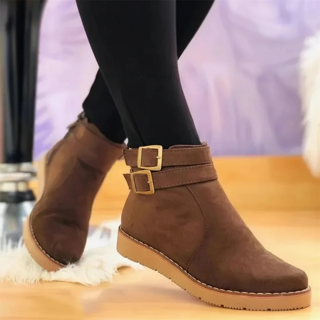 Carlin - Stiefel aus Glattem Wildleder mit Schnalle