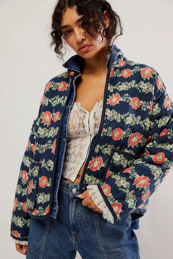 Damen Stepp Übergangsjacke Mit Femininem Blumenmuster Kurz