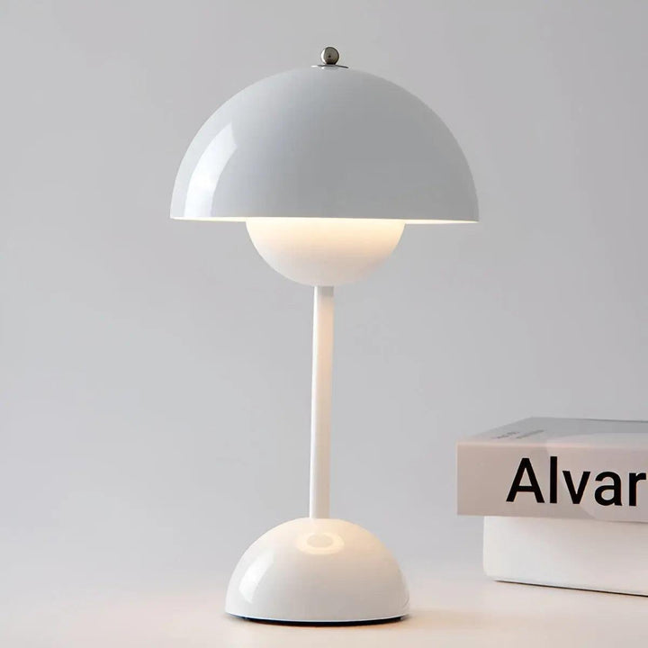 Buijou - Skandinavische Designer-Tischlampe für ambient Beleuchtung